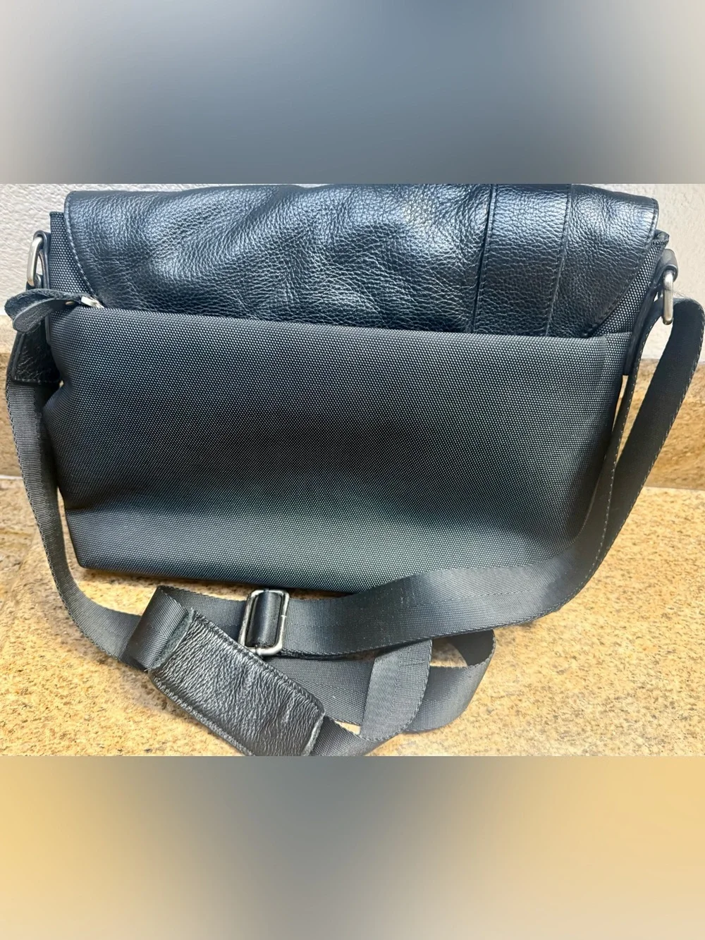 Emanuel Genuine Leather Messenger Bag Black Crossbody Laptop Travel Hand Made